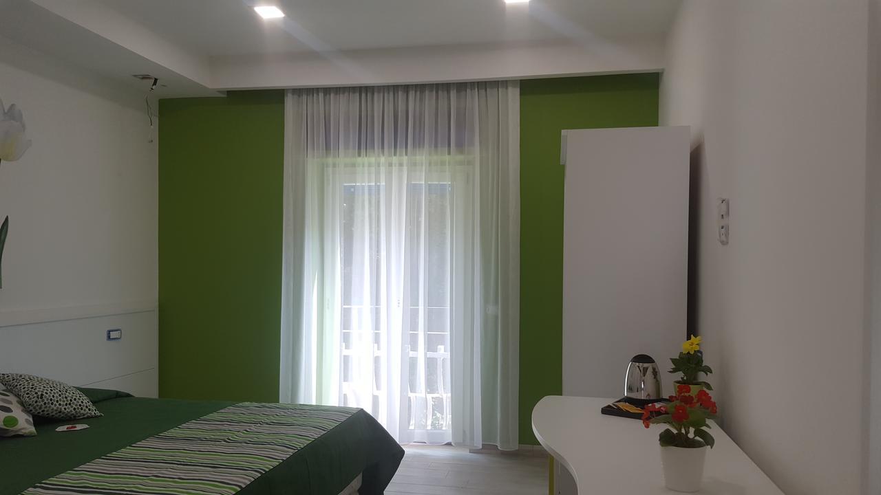 Frühstückspension Residenza Burmaria Free Parking Tropea
